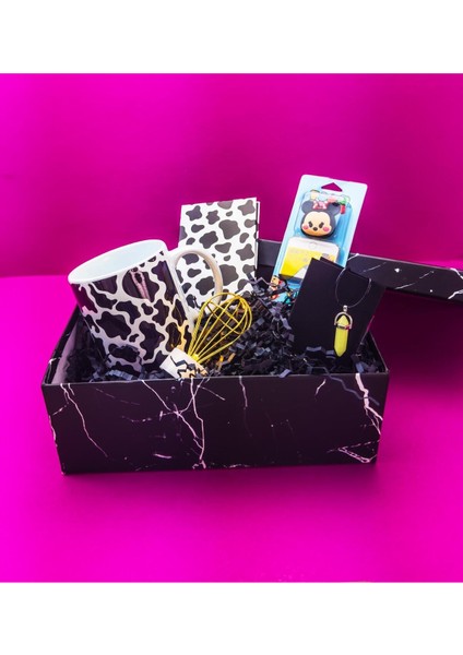 Sevimli Inek Temalı Hediye Seti, Neşeli ve Şık Tasarım