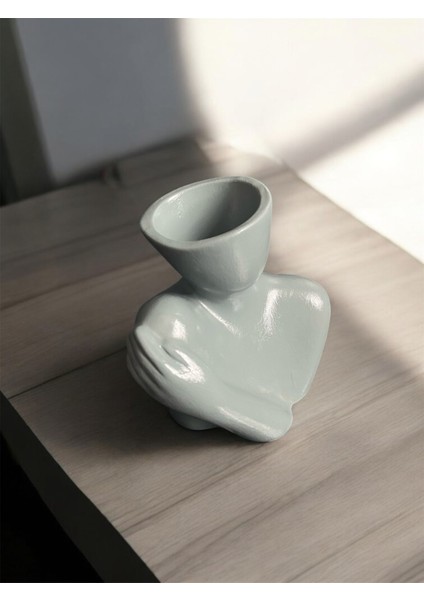 Yarım Yüz Kadın Beton Vazo – Füme (15 Cm)
