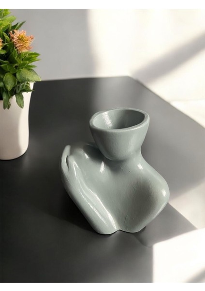 Yarım Yüz Kadın Beton Vazo – Füme (15 Cm) fiyatları