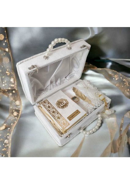 Beyaz Çeyizlik Çanta, Gelin Bohçası ve Kuranı Kerim Için Şık Tasarım fiyatları