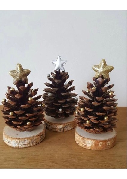 Yılbaşı Çam Ağacı Süsü, Yıldızlı Kozalak ve Inci Boncuk Detayları