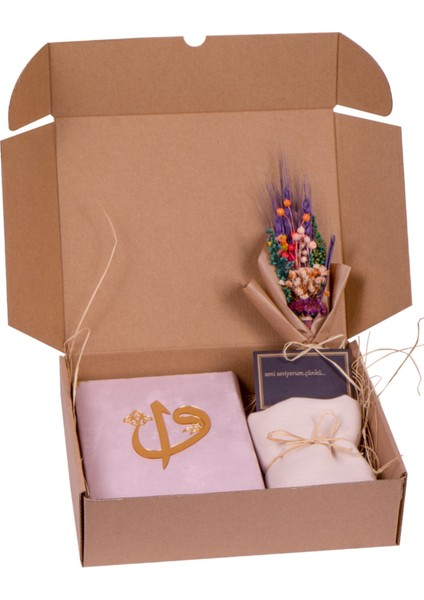 Anneler Günü Için Çiçekli Kuranı Kerim Hediye Seti