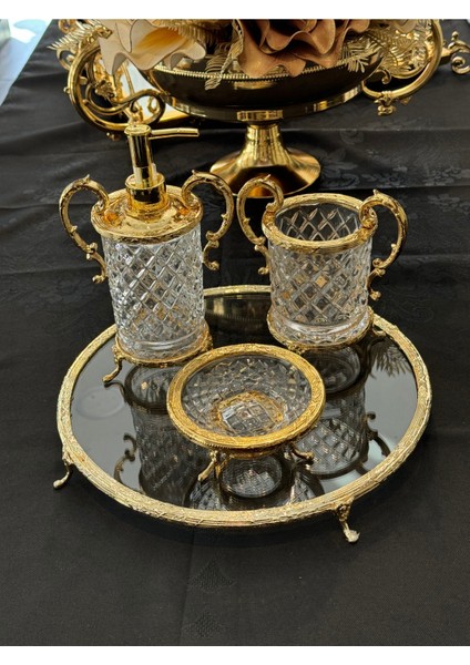 Şık Kristal 4 Parça Gold Cam Banyo Seti, Zarif ve Modern Tasarım