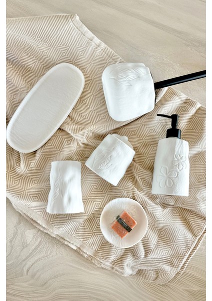 Yonna 6'lı Banyo Seti, Şık ve Konforlu Banyo Deneyimi fiyatları