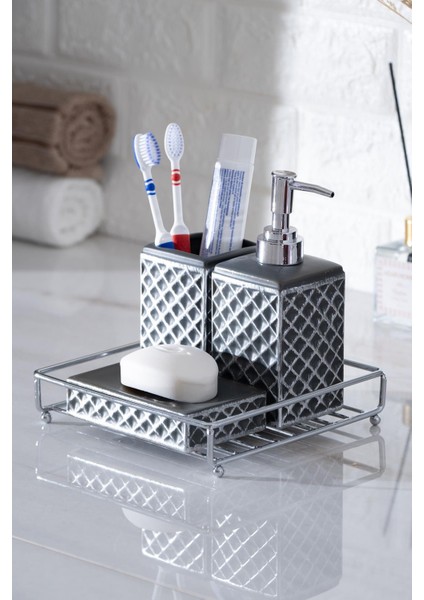 Şık ve Fonksiyonel 4 Parça Banyo Seti, Kalite ve Tarz Bir Arada