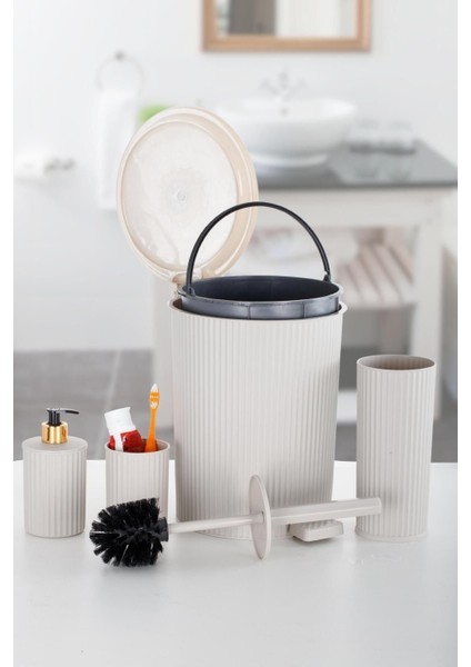 Şık 5 Parça Pedallı Kovalı Banyo Seti, Modern ve Kullanışlı Tasarım