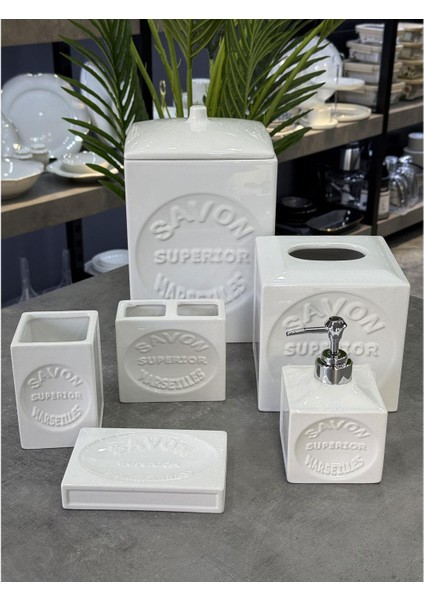 Şık 6 Parça Porselen Banyo Seti, Zarif ve Fonksiyonel Tasarım