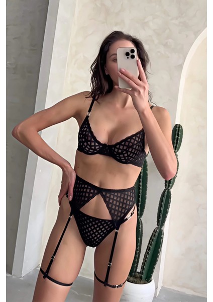 Balenli Dantelli Siyah Jartiyer Takım modelleri