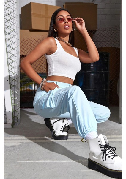 Kadın Beyaz Kalın Askılı Crop Top Büstiyer indirimleri