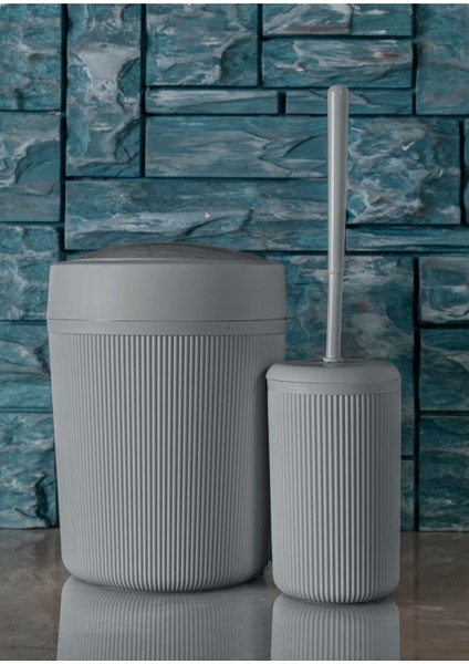Pratik Kapaklı Çizgili Çöp Kutusu ve Fırça Seti, 7 L Banyo Takımı