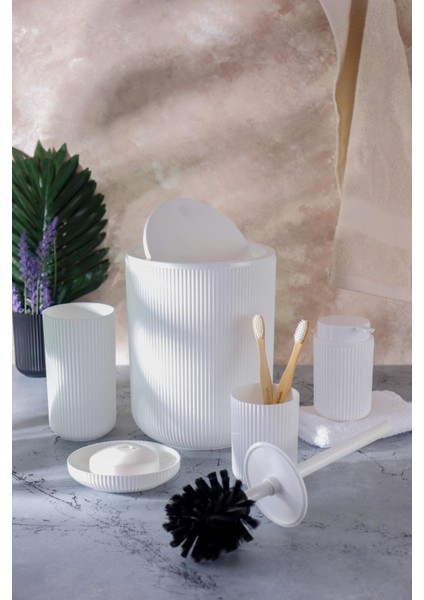 Şık ve Kullanışlı 5 Parça Banyo Takımı, Modern Tasarım ve Kalite fiyatları