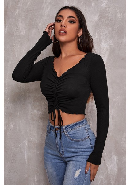 Kadın Siyah Uzun Kollu Büzdürme Bağcık Detaylı Crop Top Bluz indirimleri