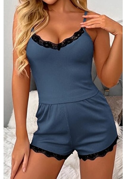 Kadın Lacivert Dantel Detaylı Şortlu Gecelik Takımı Elastan Materyal ile Rahat Kullanım