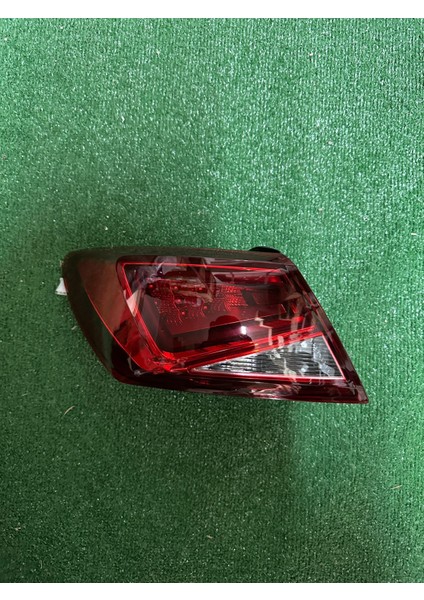 Seat Leon Sol Stop Lambası Ledli 2013-2016 Ledli