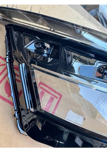 Nissan Qashqai Far Cam Sağ 2022-2024 fiyatları