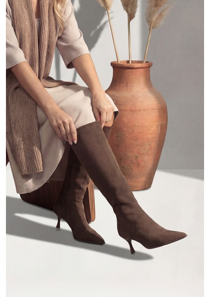Kadın Sivri Burun Yarım Fermuarlı Ince Topuklu Çizme Lavisa Kahve Süet fiyatları
