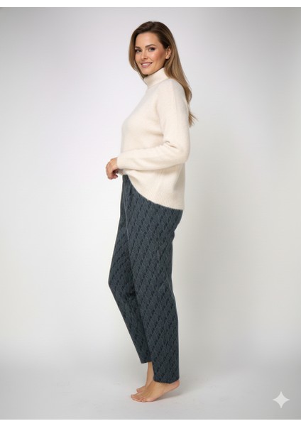 Kadın Pantolon Kalın Kışlık Cepli Şardonlu Pamuk Dokulu Beli Lastikli Etnik Desenli fiyatları