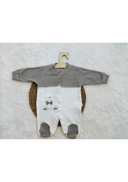 Tavşan Nakışlı Çizgili Bebek Tulum – Ayaklı Çıtçıtlı Uzun Kollu Yenidoğan Tulum