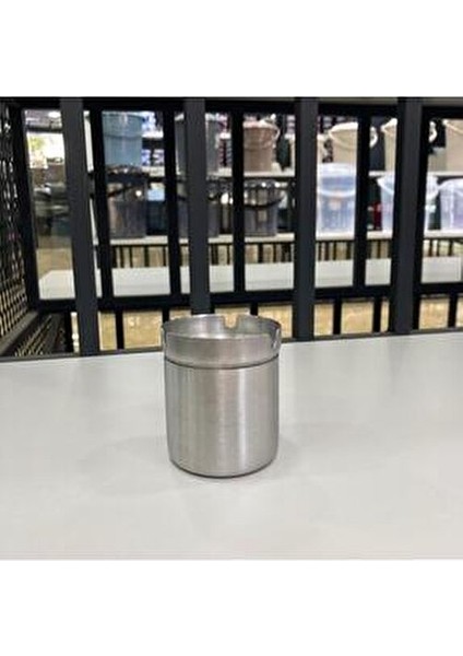 Dekoratif Paslanmaz Çelik Küllük 9 cm Yuvarlak Metal Hazneli Gri Renk fırsatları