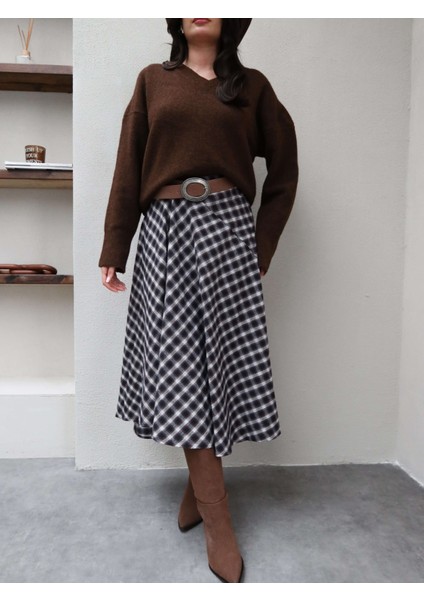 Tasarım Ekose Desen Asimetrik Etek