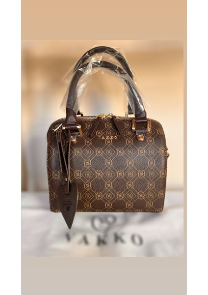 Klasik Askılı Çanta. En 20 cm Boy 18 cm fırsatları