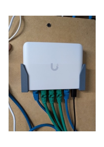 Unifi Flex Mini 2 5g Duvar Montajı fiyatları