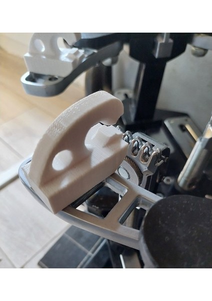 Badminton Raketi C Kelepçesi