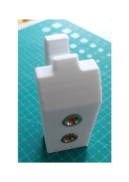 Badminton Raketi C Kelepçesi fiyatları