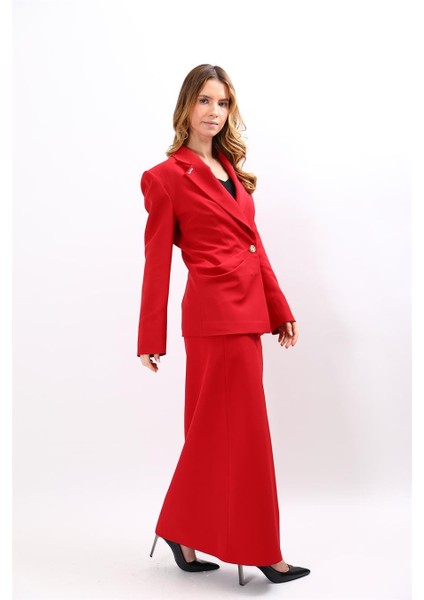 Erkek Yaka Asimetrik Ceket & Kemerli Kare Cepli Çan Etek-Kırmızı fırsatları