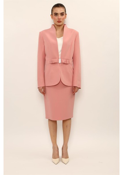 Dik Yaka Tokalı Ceket & Düz Dar Etek-Pudra fiyatları