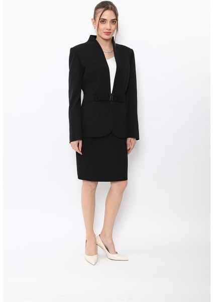 Dik Yaka Tokalı Ceket & Yırtmaçlı Düz Dar Etek-Siyah modelleri