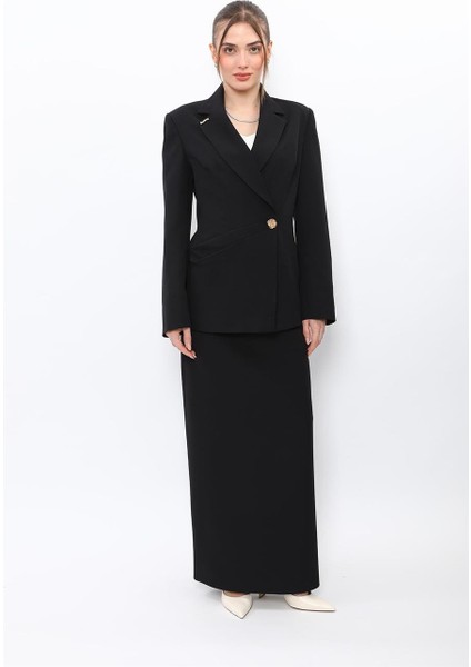 Erkek Yaka Asimetrik Ceket & Kemerli Kare Cepli Çan Etek-Siyah modelleri