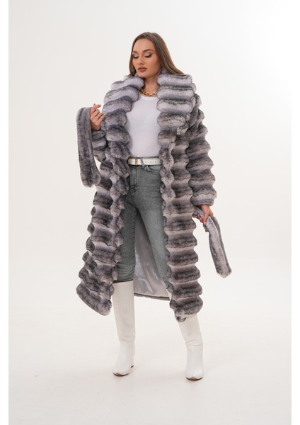 Tam Boy Çinçila Desenli Kaban fırsatları