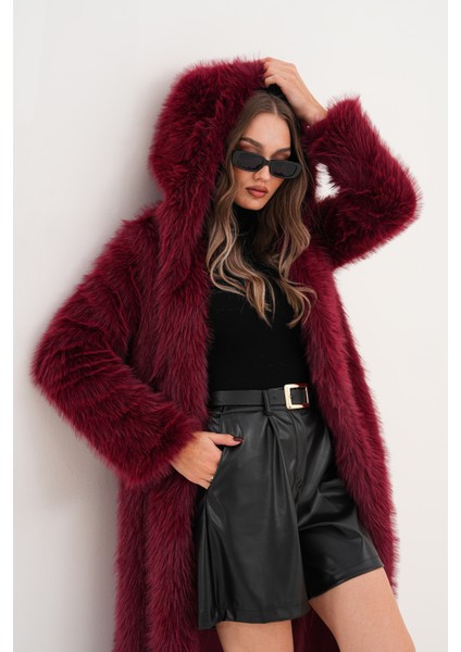 Tam Boy Kapişonlu Tüylü Kaban