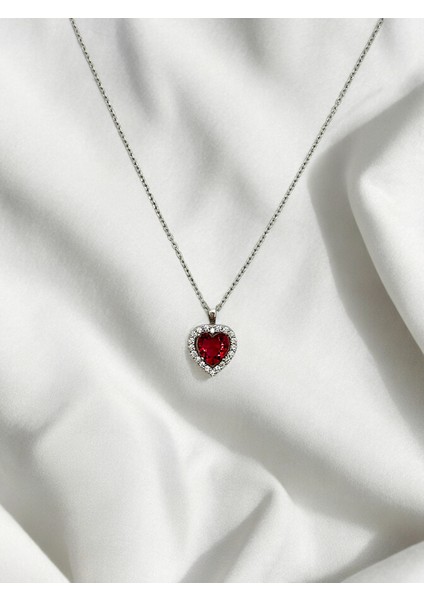 (Premium Işıklı Kutulu) 925 Ayar Gümüş Kırmızı Taşlı Pırlanta Kalp Model Kadın Kolye fiyatları
