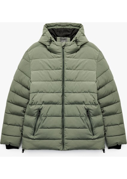 Kapüşonlu Uzun Kollu Fermuarlı Cepli Kışlık Şişme Mont modelleri