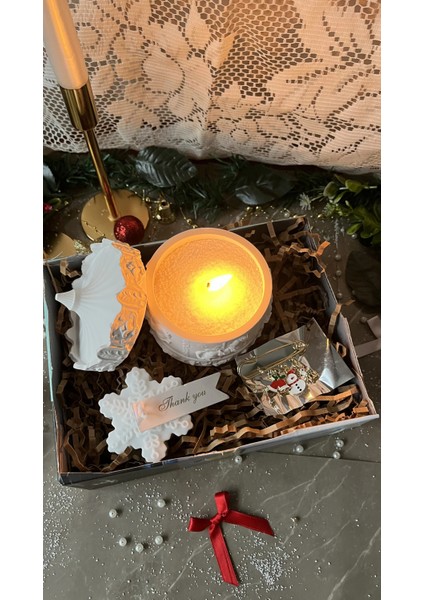 Atlıkarınca Işığı – Kar Tanesi Mum – Broş Yılbaşı Hediye Seti 3’lü | Casa Di Duck fiyatları