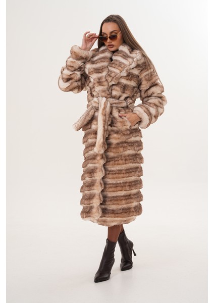 Tam Boy Çinçila Desenli Kaban