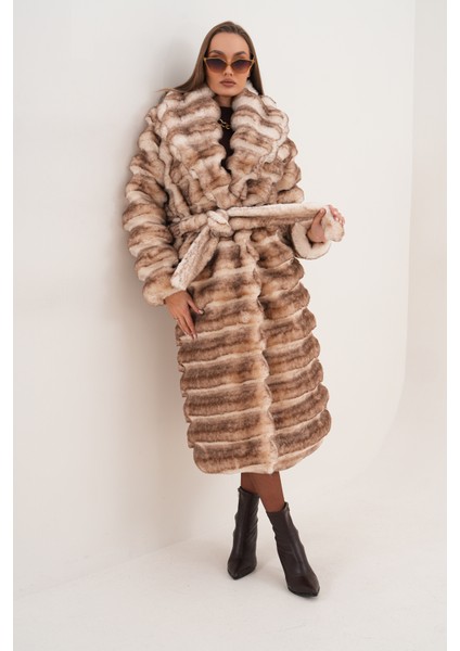 Tam Boy Çinçila Desenli Kaban