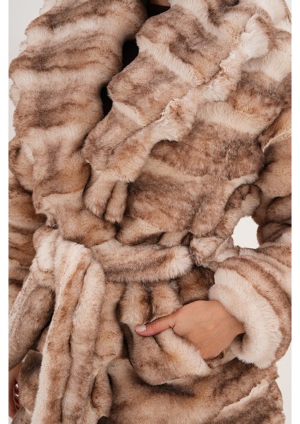 Tam Boy Çinçila Desenli Kaban