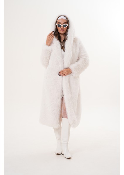 Tam Boy Kapişonlu Tüylü Kaban