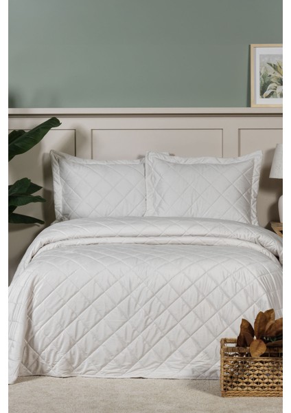 Alice Yatak Örtüsü Çift Kişilik Kadife (240X260 Cm) Krem