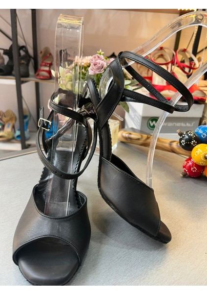 Mat Siyah Deri 8,5 cm 13 Pont Kelebek Model Tango, Dans ve Salon Ayakkabısı