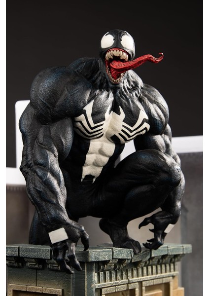 Toys - Marvel Venom 1-6th Scale Collectible With Scene & Comic