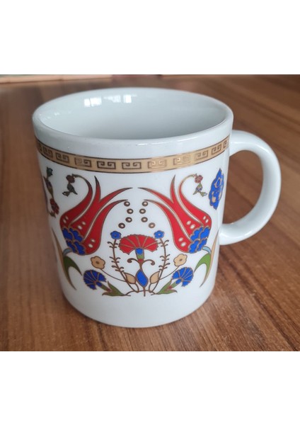 Prt 97 Kadife Kutulu Altın Yaldızlı Lale Karanfil Çini Desenli Porselen Kupa fırsatları