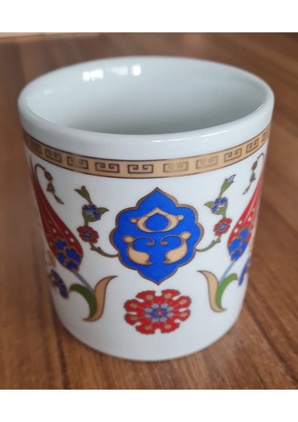 Prt 97 Kadife Kutulu Altın Yaldızlı Lale Karanfil Çini Desenli Porselen Kupa