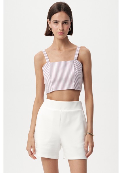 Çiçek Nakışlı Cepli Beyaz Şort fırsatları