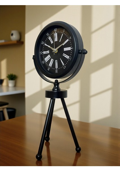 Zentime Siyah Zarif Üç Ayaklı Masa Saati modelleri