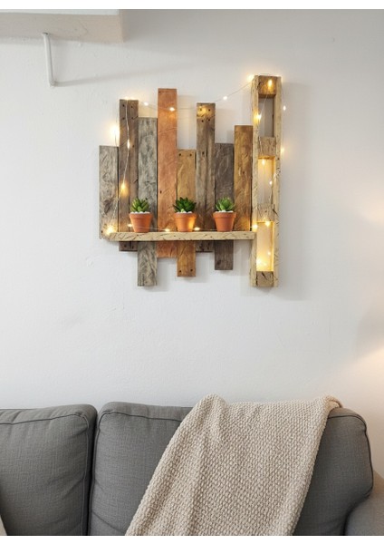 El Yapımı Ahşap Duvar Rafı