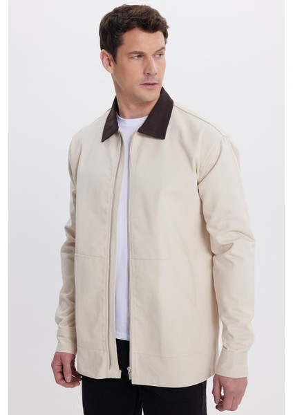 Erkek Relax Fit Rahat Kesim Gabardin Düz Fermuarlı Kanguru Cepli Kontrast Yaka Bej Gömlek Ceket fırsatları